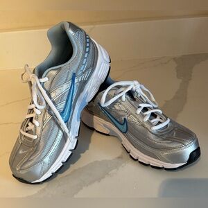 Nike Silver and Blue Intimidator Shoes